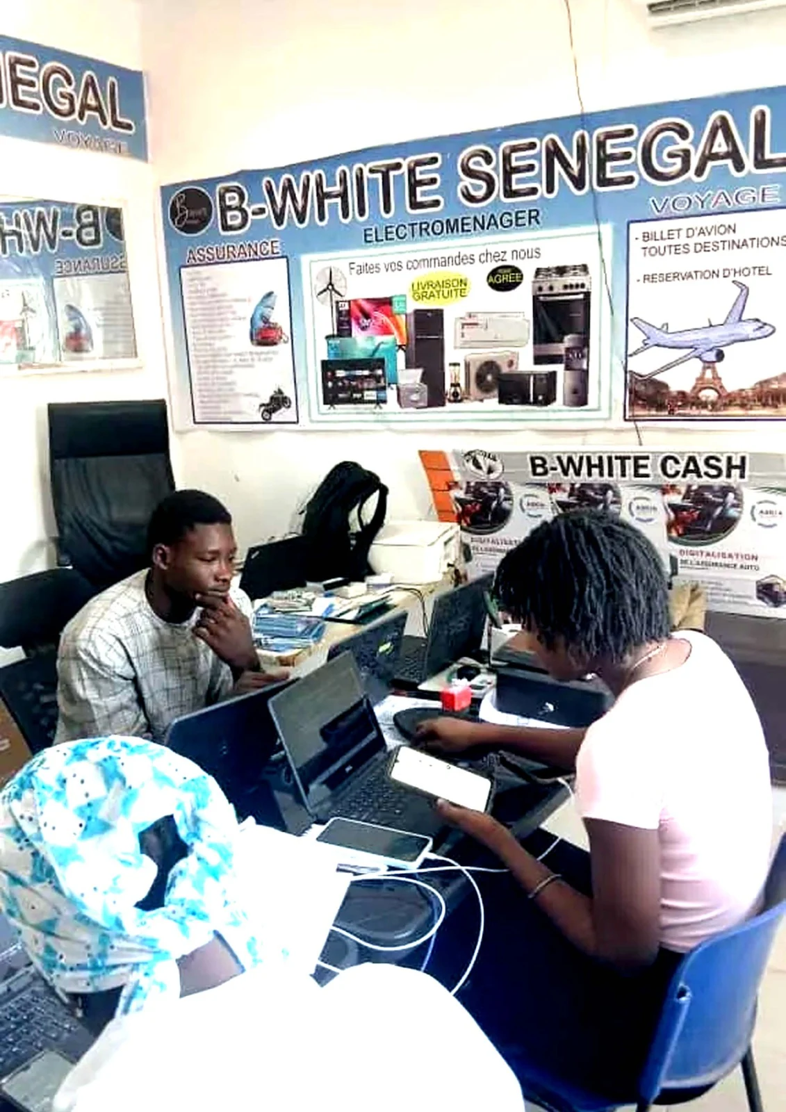 Bureaux B-WHITE DIGITAL